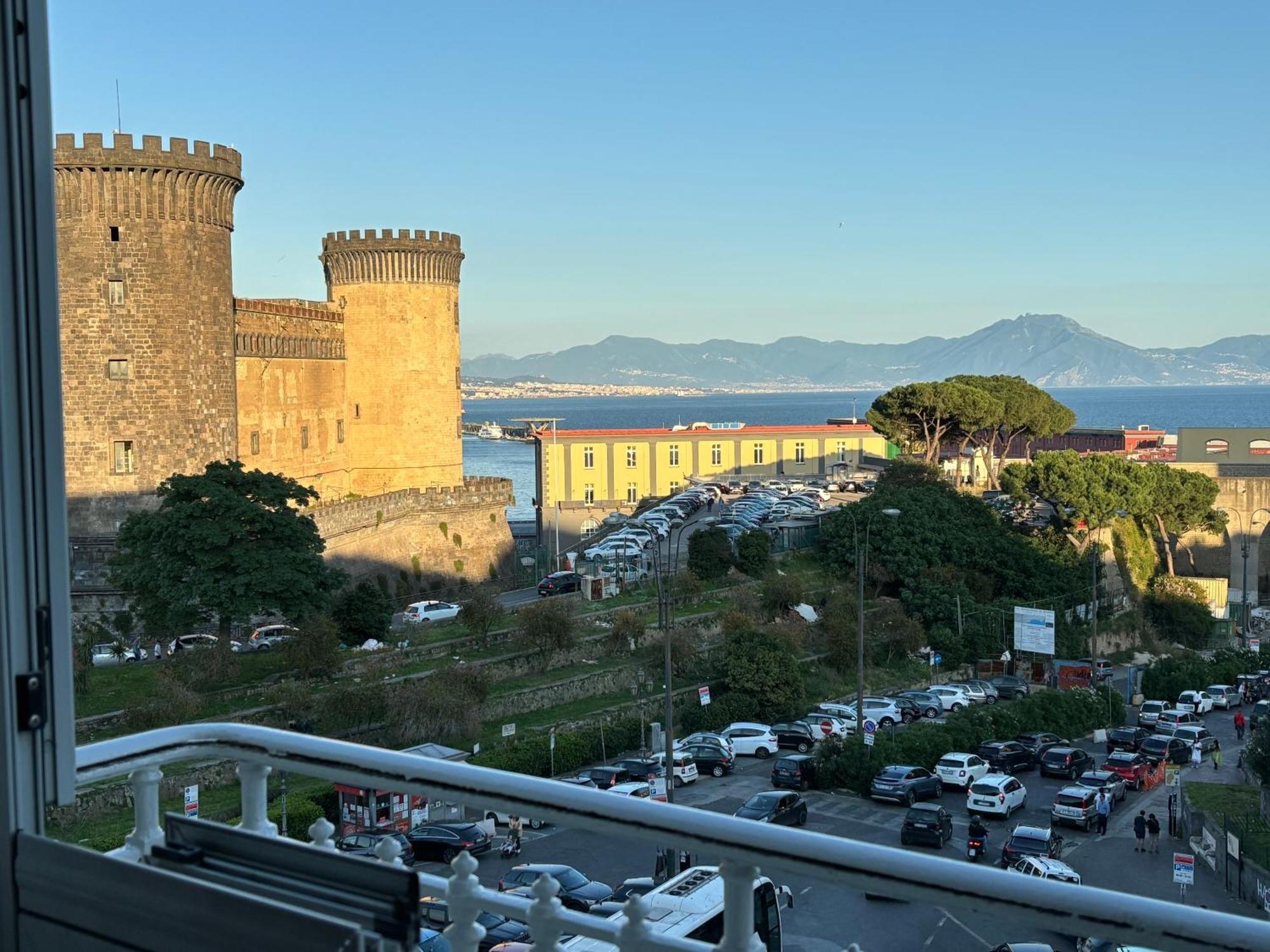 Il Mastio Guesthouse Napoli Ngoại thất bức ảnh